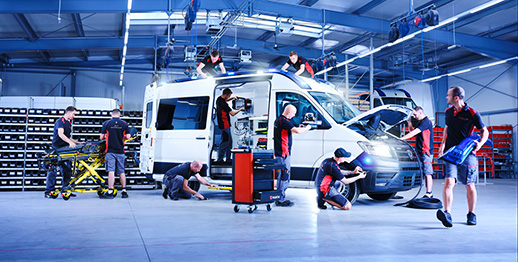 Dlouhy Fahrzeugbau &ndash; Der perfekte Boxenstopp